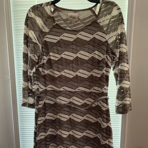 Gently used dress.  Nice quality.